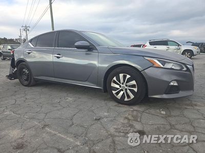 Czwarte zdjęcie samochodu z boku: 2020 NISSAN ALTIMA S VIN:1N4BL4BV1LC122780 - miniatura