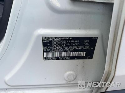 Zdjęcie 10 z 10 samochodu: 2017 TOYOTA RAV4 LE VIN:JTMBFREV7HJ700751 - miniatura