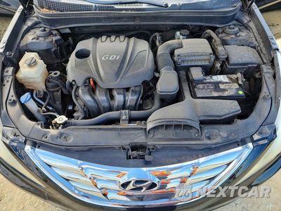Zdjęcie 11 z 12 samochodu: 2011 HYUNDAI SONATA LIMITED VIN:5NPEC4AC8BH005207 - miniatura