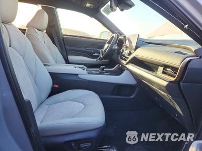 Zdjęcie 7 z 13 samochodu: 2026 TOYOTA GRAND HIGHLANDER HYBRID MAX PLATINUM VIN:5TDADAB56TS042357 - miniatura
