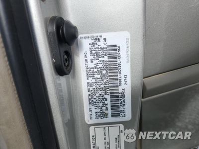 Zdjęcie 12 z 12 samochodu: 2002 TOYOTA CAMRY LE VIN:4T1BE32K42U058050 - miniatura