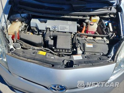 Zdjęcie 11 z 12 samochodu: 2015 TOYOTA PRIUS TWO VIN:JTDKN3DU8F0445538 - miniatura