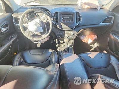 Zdjęcie 8 z 13 samochodu: 2019 JEEP CHEROKEE LATITUDE PLUS VIN:1C4PJLLB4KD420334 - miniatura