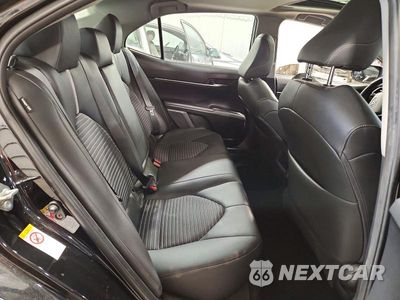 Zdjęcie 10 z 13 samochodu: 2018 TOYOTA CAMRY SE VIN:4T1B11HK0JU533375 - miniatura
