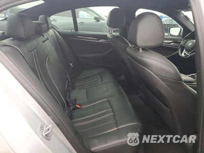 Zdjęcie 10 z 12 samochodu: 2019 BMW 530 XI VIN:WBAJA7C56KWW08586 - miniatura