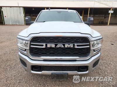 Piąte zdjęcie samochodu w środku: 2023 RAM 2500 TRADESMAN VIN:3C6UR5CJ9PG659961 - miniatura