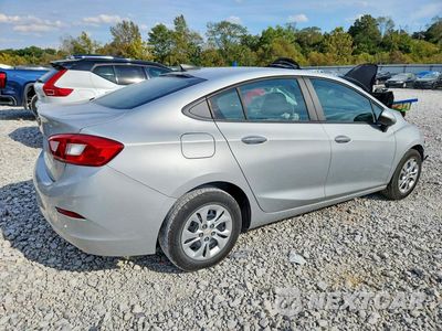Trzecie zdjęcie samochodu z tyłu: 2019 CHEVROLET CRUZE LS VIN:1G1BC5SM8K7112612 - miniatura