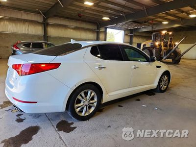 Trzecie zdjęcie samochodu z tyłu: 2013 KIA OPTIMA LX VIN:5XXGM4A77DG181835 - miniatura