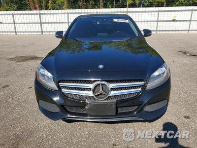 Piąte zdjęcie samochodu w środku: 2016 MERCEDES-BENZ C 300 4MATIC VIN:55SWF4KB2GU144416 - miniatura