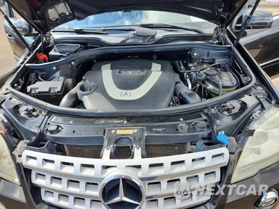 Zdjęcie 11 z 12 samochodu: 2011 MERCEDES-BENZ ML 550 4MATIC VIN:4JGBB7CB0BA627928 - miniatura
