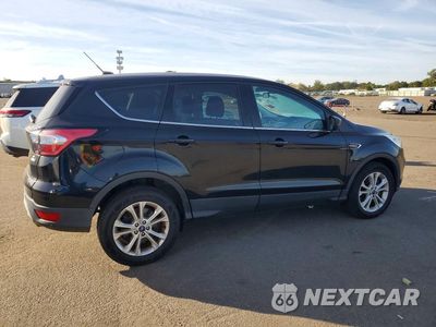 Trzecie zdjęcie samochodu z tyłu: 2017 FORD ESCAPE SE VIN:1FMCU9GD6HUD99267 - miniatura