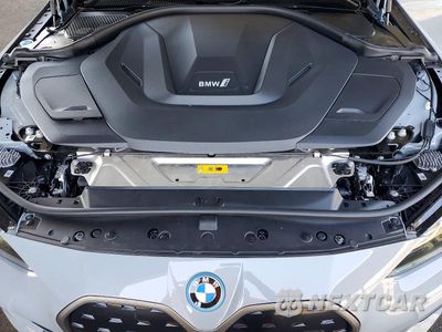 Zdjęcie 11 z 12 samochodu: 2024 BMW I4 M50 VIN:WBY33AW0XRFR52093 - miniatura