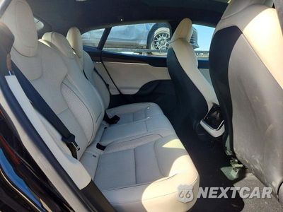 Zdjęcie 10 z 12 samochodu: 2021 TESLA MODEL S VIN:5YJSA1E68MF432125 - miniatura