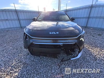 Piąte zdjęcie samochodu w środku: 2026 KIA NIRO LX VIN:KNDCP3LE9T5331233 - miniatura