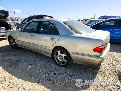 Drugie zdjęcie samochodu z przodu: 2001 MERCEDES-BENZ E 320 VIN:WDBJF65JX1B199179 - miniatura