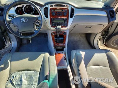 Zdjęcie 8 z 12 samochodu: 2006 TOYOTA HIGHLANDER HYBRID VIN:JTEDW21A960009108 - miniatura