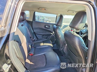 Zdjęcie 10 z 12 samochodu: 2021 JEEP COMPASS LATITUDE VIN:3C4NJCBB5MT604736 - miniatura