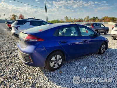 Trzecie zdjęcie samochodu z tyłu: 2021 HYUNDAI IONIQ BLUE VIN:KMHC65LC8MU255729 - miniatura