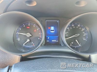 Zdjęcie 9 z 14 samochodu: 2018 TOYOTA C-HR XLE VIN:NMTKHMBX1JR057744 - miniatura
