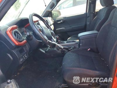 Zdjęcie 7 z 12 samochodu: 2017 TOYOTA TACOMA TRD SPORT VIN:3TMCZ5AN7HM108845 - miniatura