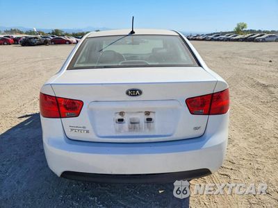 Zdjęcie 6 z 12 samochodu: 2012 KIA FORTE EX VIN:KNAFU4A20C5611611 - miniatura