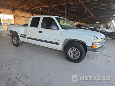 Czwarte zdjęcie samochodu z boku: 2002 CHEVROLET SILVERADO C1500 VIN:2GCEC19V821157882 - miniatura