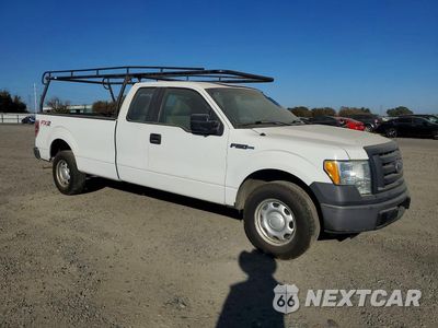 Czwarte zdjęcie samochodu z boku: 2010 FORD F150 SUPER CAB VIN:1FTVX1CV2AKE47482 - miniatura