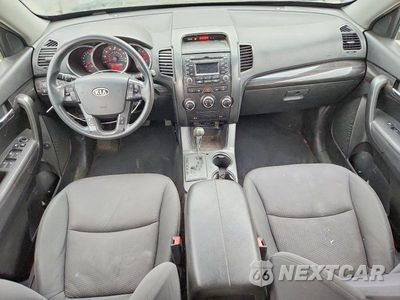 Zdjęcie 8 z 13 samochodu: 2011 KIA SORENTO LX VIN:5XYKTCA10BG141771 - miniatura