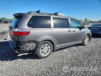 Trzecie zdjęcie samochodu z tyłu: 2016 TOYOTA SIENNA XLE 8-PASSENGER VIN:5TDYK3DC8GS695872 - miniatura