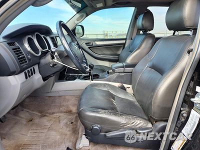 Zdjęcie 7 z 13 samochodu: 2005 TOYOTA 4RUNNER SR5 VIN:JTEBT14R150046356 - miniatura