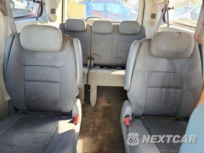 Zdjęcie 10 z 13 samochodu: 2010 DODGE GRAND CARAVAN SE VIN:2D4RN4DE1AR335395 - miniatura