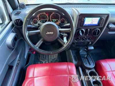 Zdjęcie 9 z 12 samochodu: 2010 JEEP WRANGLER UNLIMITED SPORT VIN:1J4BB3H11AL142174 - miniatura