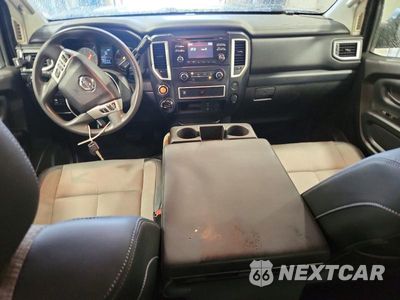 Zdjęcie 8 z 12 samochodu: 2018 NISSAN TITAN S VIN:1N6AA1CJ3JN503387 - miniatura