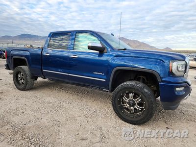 Czwarte zdjęcie samochodu z boku: 2017 GMC SIERRA K1500 DENALI VIN:3GTU2PEJ7HG319361 - miniatura