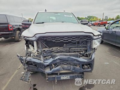 Piąte zdjęcie samochodu w środku: 2019 RAM 2500 TRADESMAN VIN:3C6UR5HL0KG649418 - miniatura