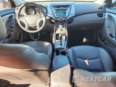 Zdjęcie 8 z 12 samochodu: 2013 HYUNDAI ELANTRA LIMITED VIN:5NPDH4AEXDH303338 - miniatura