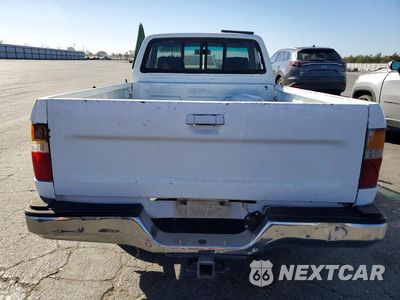 Zdjęcie 6 z 12 samochodu: 1990 TOYOTA PICKUP 1/2 TON SHORT WHEELBASE VIN:JT4RN81R4L5062769 - miniatura