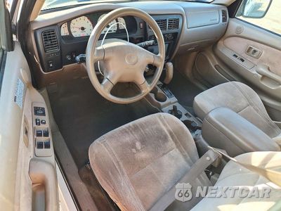 Zdjęcie 8 z 12 samochodu: 2004 TOYOTA TACOMA PRERUNNER V6 VIN:5TEGN92N04Z380699 - miniatura
