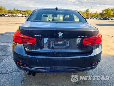 Zdjęcie 6 z 12 samochodu: 2018 BMW 330 XI VIN:WBA8D9C59JEM32235 - miniatura