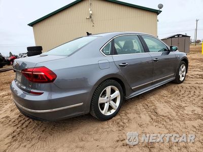 Trzecie zdjęcie samochodu z tyłu: 2017 VOLK PASSAT R-L VIN:1VWDT7A32HC019246 - miniatura