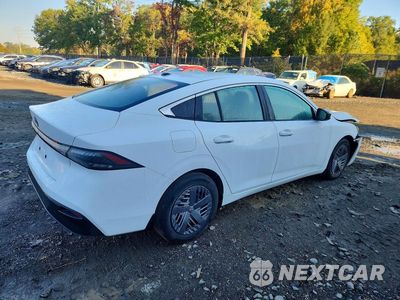 Trzecie zdjęcie samochodu z tyłu: 2026 NISSAN SENTRA SV VIN:3N1AB9CV7TY256921 - miniatura