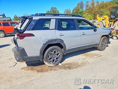 Trzecie zdjęcie samochodu z tyłu: 2026 SUBARU OUTBACK PREMIUM VIN:JF2BUPAD1TY498501 - miniatura