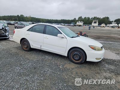 Czwarte zdjęcie samochodu z boku: 2004 TOYOTA CAMRY SE VIN:4T1BE32K64U378585 - miniatura