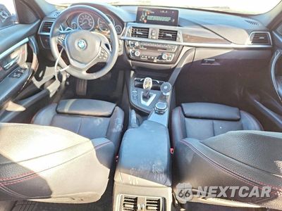 Zdjęcie 8 z 12 samochodu: 2016 BMW 328 XI SULEV VIN:WBA8E3G54GNT79053 - miniatura