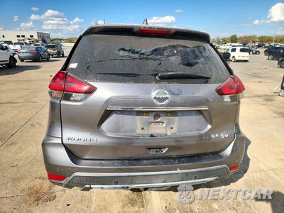 Zdjęcie 6 z 13 samochodu: 2019 NISSAN ROGUE SV VIN:KNMAT2MT5KP558982 - miniatura