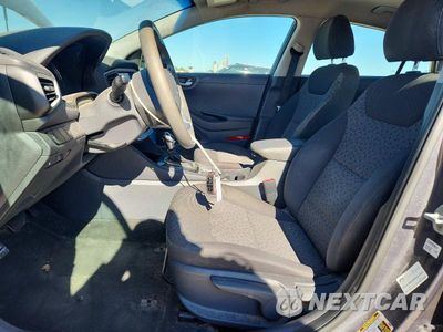 Zdjęcie 7 z 12 samochodu: 2019 HYUNDAI IONIQ BLUE VIN:KMHC65LC0KU180120 - miniatura