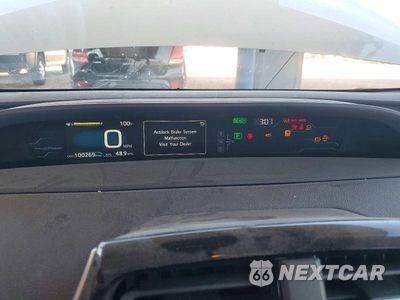 Zdjęcie 9 z 12 samochodu: 2019 TOYOTA PRIUS PRIME PLUS VIN:JTDKARFP4K3109299 - miniatura