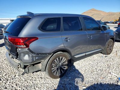 Trzecie zdjęcie samochodu z tyłu: 2020 MITSUBISHI OUTLANDER ES VIN:JA4AD2A39LZ007312 - miniatura