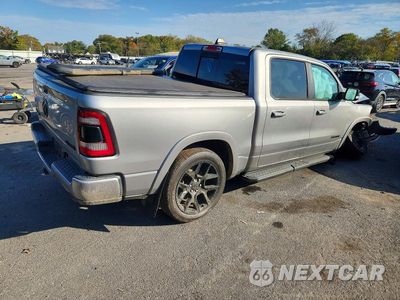 Trzecie zdjęcie samochodu z tyłu: 2022 RAM 1500 LARAMIE VIN:1C6SRFJM9NN330725 - miniatura