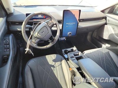 Zdjęcie 8 z 13 samochodu: 2025 FORD MUSTANG MACH-E SELECT VIN:3FMTK1R47SMA50120 - miniatura